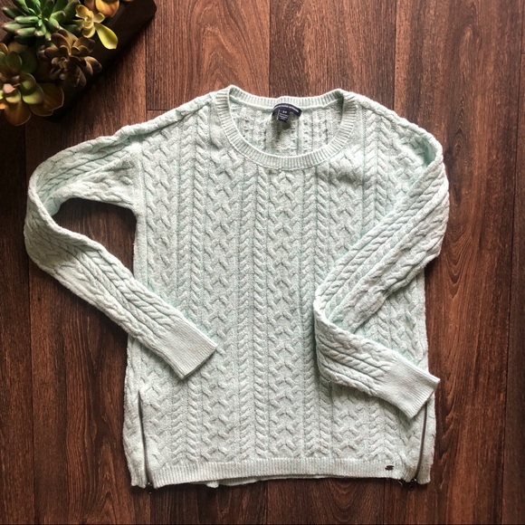 American Eagle Outfitters Sweaters - [American Eagle] cable-knit sweater